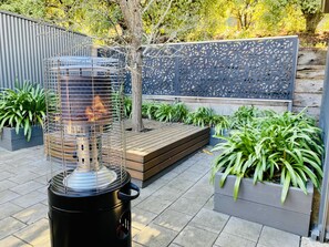 Terrace/patio - ADEL HILLS ESCAPE Clean•Cosy•Relax•Free Netflix (Woodside)
