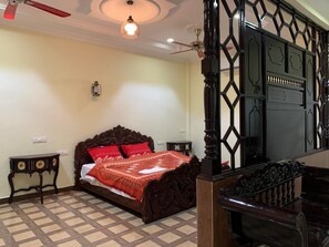 In-room safe, iron/ironing board, rollaway beds, free WiFi