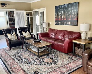 Smart TV, fireplace, video games, books