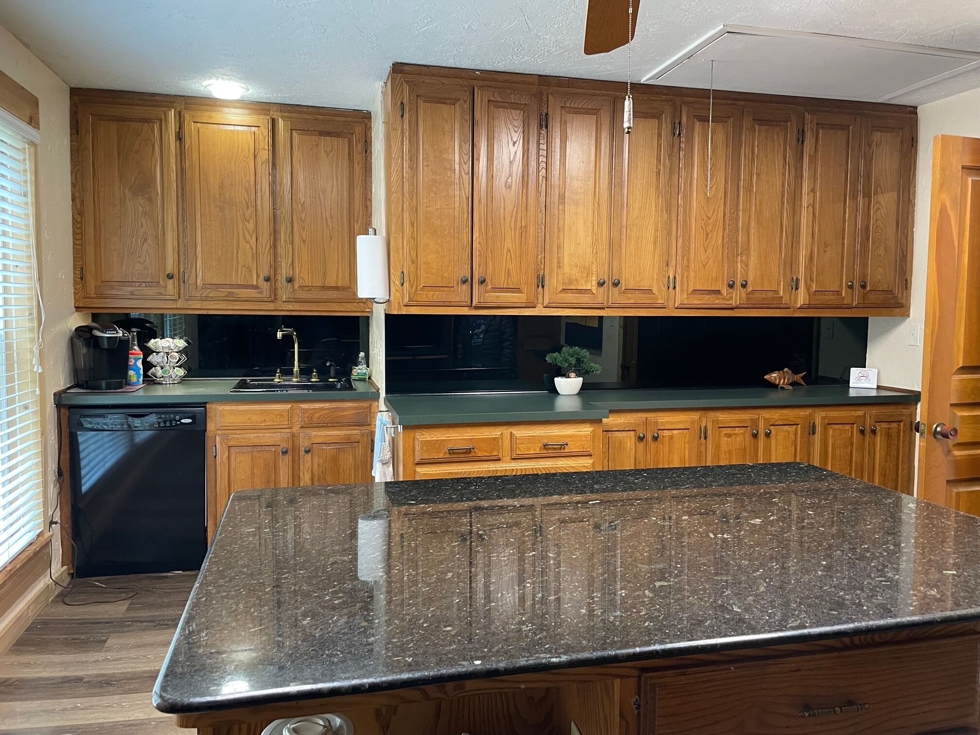 Quiet Retreat ❤, Private Boat Ramp Fisherman's Paradise. We still have water !