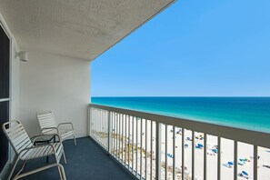 Property grounds - 1BR/2BA,Gorgeous 10th Floor Oceanfront,  Awesome View! (Destin)