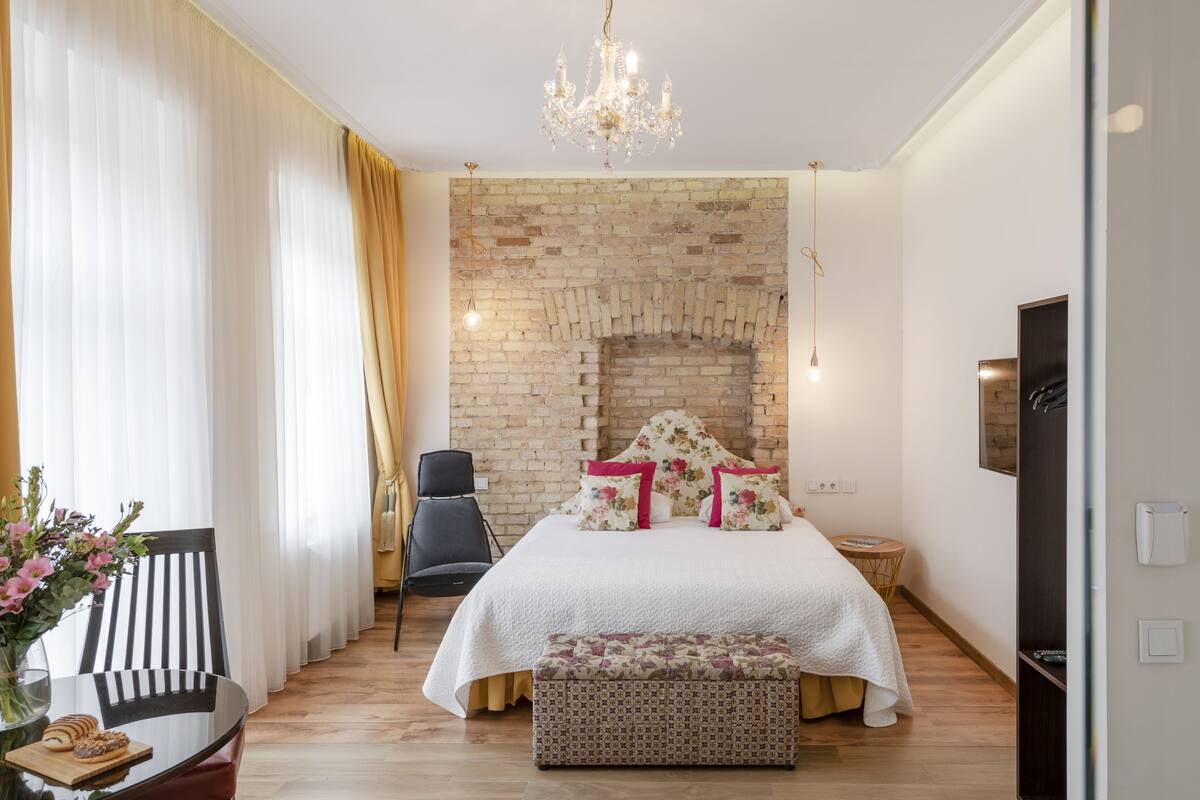 Doppia Luxury, balcone | Area soggiorno | TV LED