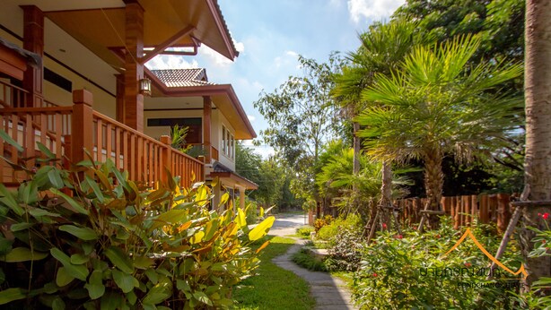 Halaman properti