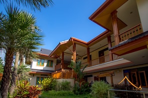 Voorkant van accommodatie