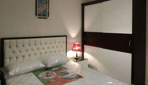 Apartment, 3 Schlafzimmer | 3 Schlafzimmer, Bügeleisen/Bügelbrett