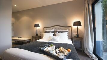 Hypo-allergenic bedding, memory foam beds, individually decorated