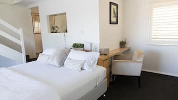 2 habitaciones, tabla de planchar con plancha y internet