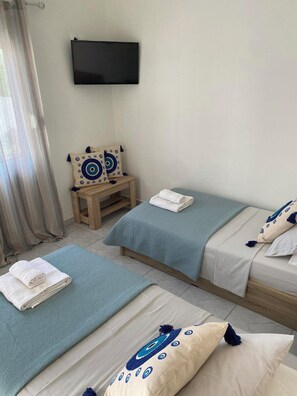 2 bedrooms, in-room safe, desk, soundproofing
