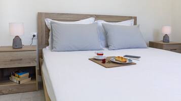 2 bedrooms, in-room safe, desk, soundproofing