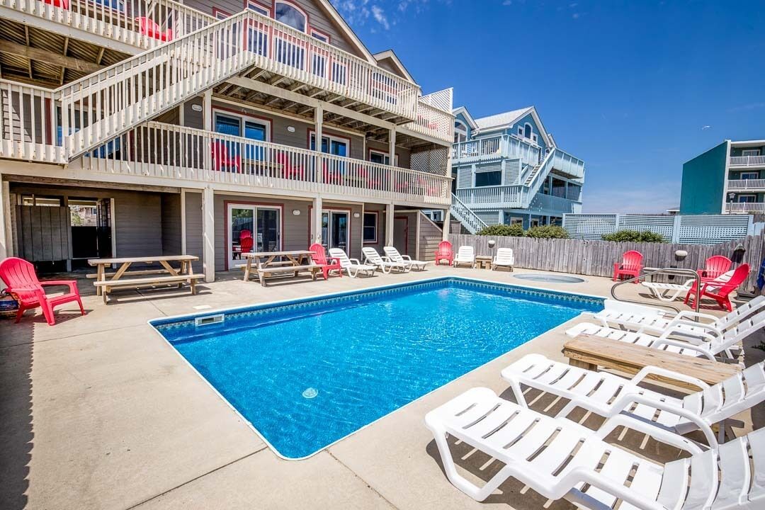 The Lodge | Oceanfront | Private Pool, Hot Tub | Nags Head