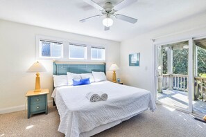 6 bedrooms, WiFi, bed sheets