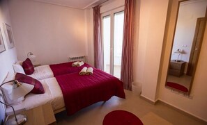 2 bedrooms, iron/ironing board, free WiFi, bed sheets - Casa Jurel - A Murcia Holiday Rentals Property (Roldan)