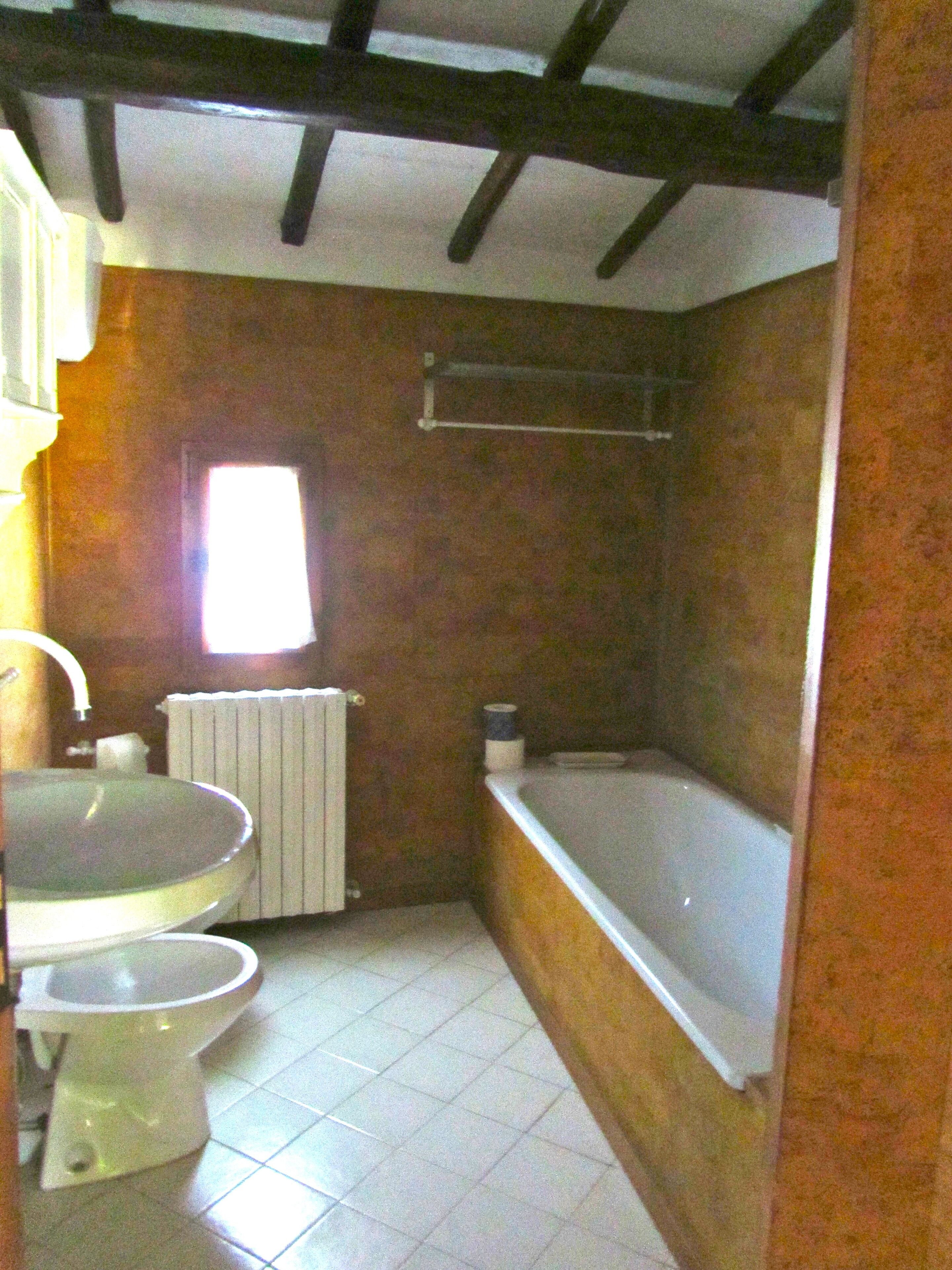 Guardiola elegant holiday apartment to rent 2+2 pax