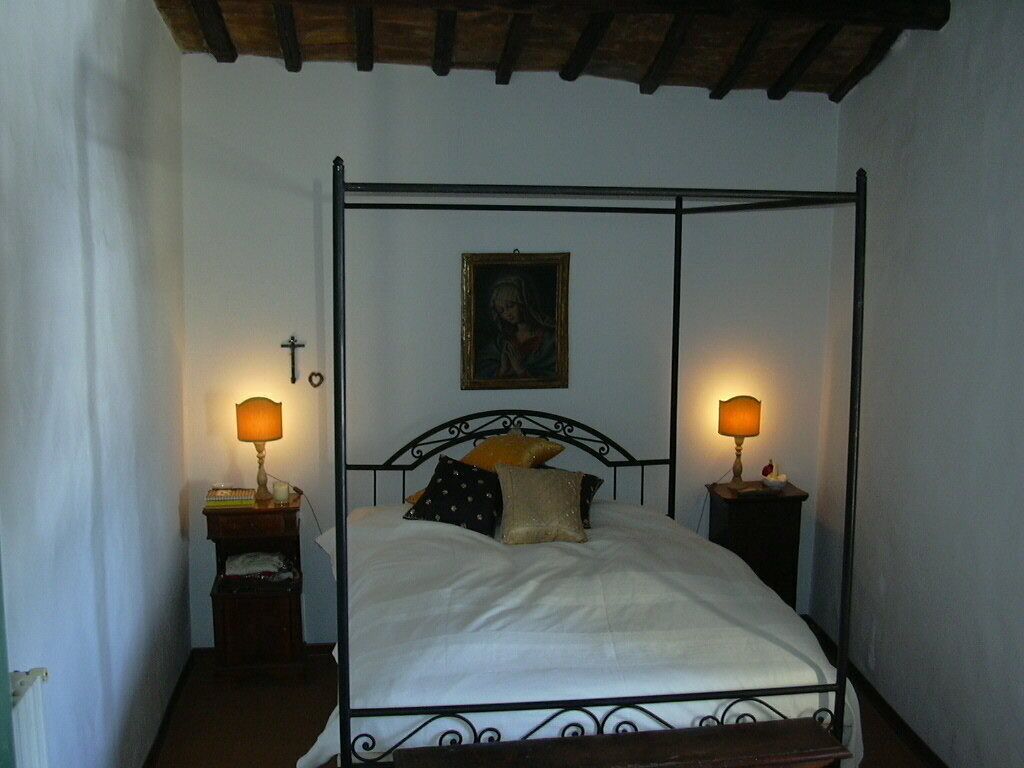 Guardiola elegant holiday apartment to rent 2+2 pax