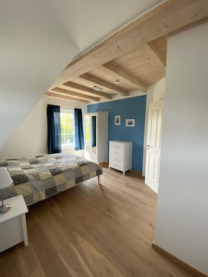 3 habitaciones, wifi gratis y ropa de cama