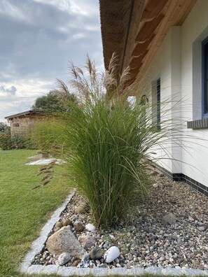 تفاصيل الفندق من الخارج