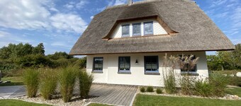 Holiday Home - Enjoy Rügen`s coast in the new maritime country house!