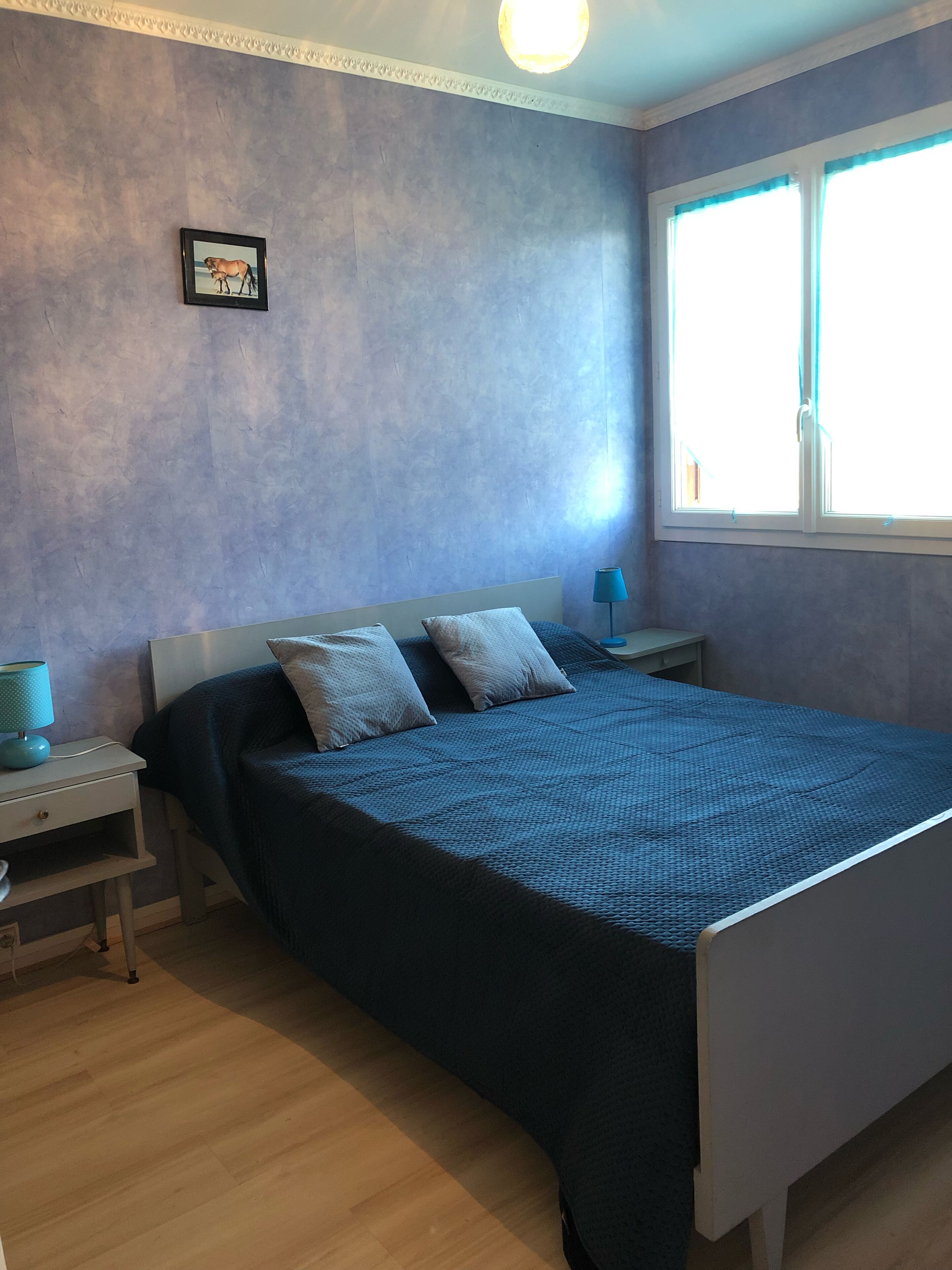 4 chambres, chambres insonorisées, fer et planche à repasser