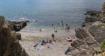 Der unwiderstehliche Charme eines Hauses aus den 1930er Jahren in der Nähe des Meeres