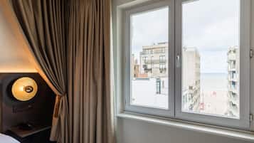 1 bedroom, minibar, in-room safe, cribs/infant beds
