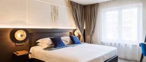 Comfort Twin Room | Minibar, in-room safe, cribs/infant beds, free WiFi