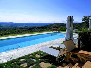 Piscine extérieure, piscine chauffée