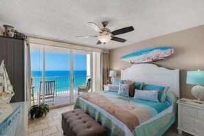 1 dormitorio, tabla de planchar con plancha, wifi y ropa de cama