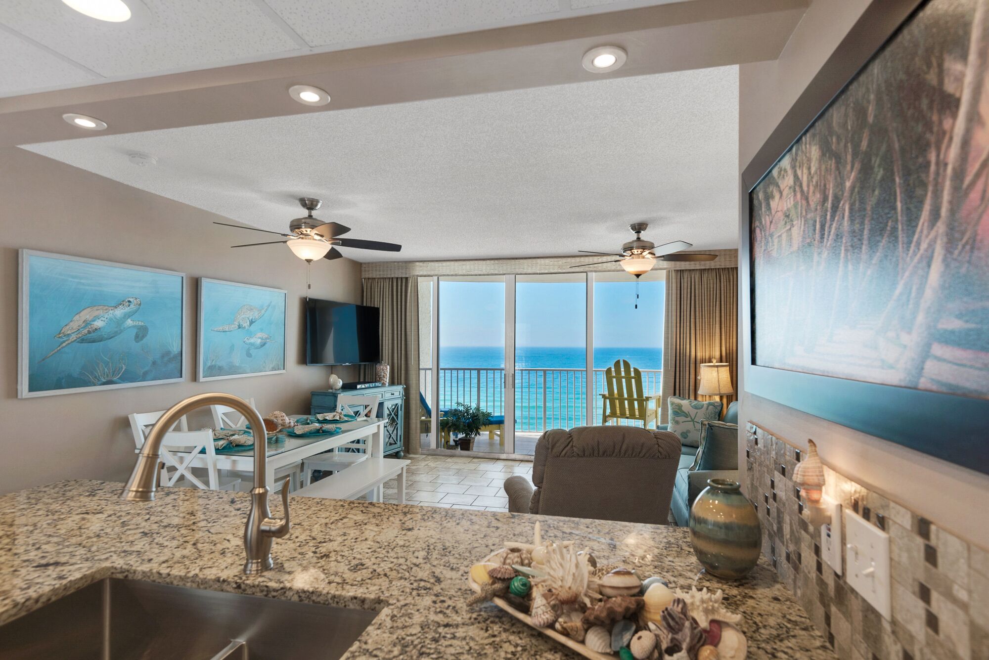 One Bedroom Condo, Tower 3, 11th Floor with Seasonal Beach Chairs