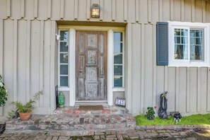 Exterior detail