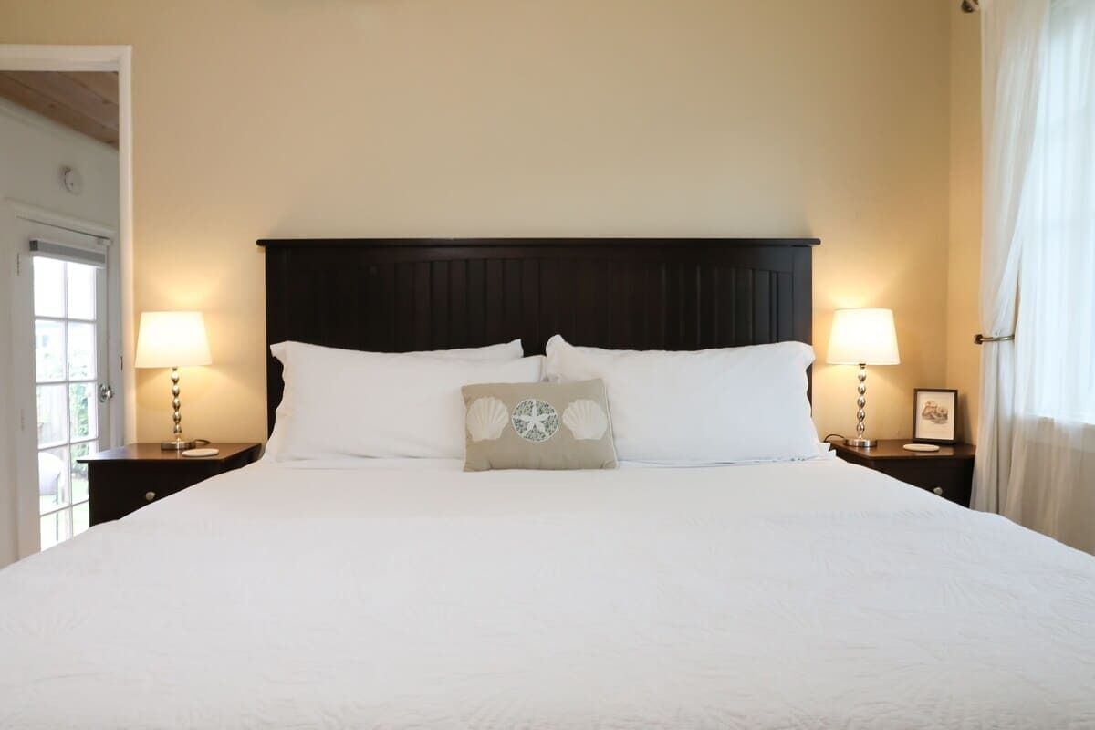 2 bedrooms, iron/ironing board, travel crib, WiFi