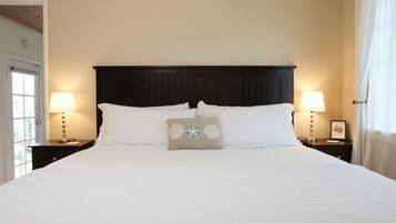 2 bedrooms, iron/ironing board, travel crib, WiFi
