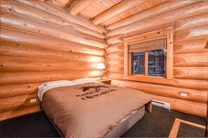 2 makuuhuonetta, silitysrauta/-lauta, Wi-Fi, vuodevaatteet
