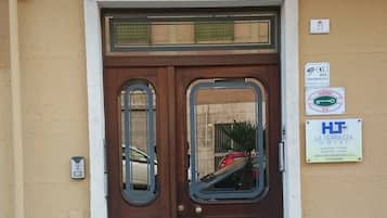 EntrĂ©e de lâhĂ©bergement