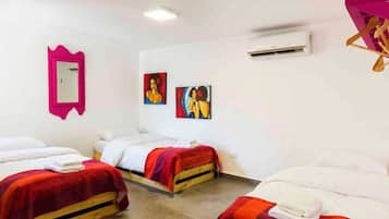 Comfort Studio, Multiple Beds, Non Smoking, City View | Blackout drapes, soundproofing, iron/ironing board, free WiFi