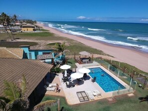 Outdoor pool, open 8:00 AM to 7:00 PM, sun loungers - Pousada Aldeia Do Forte (Entre Rios)