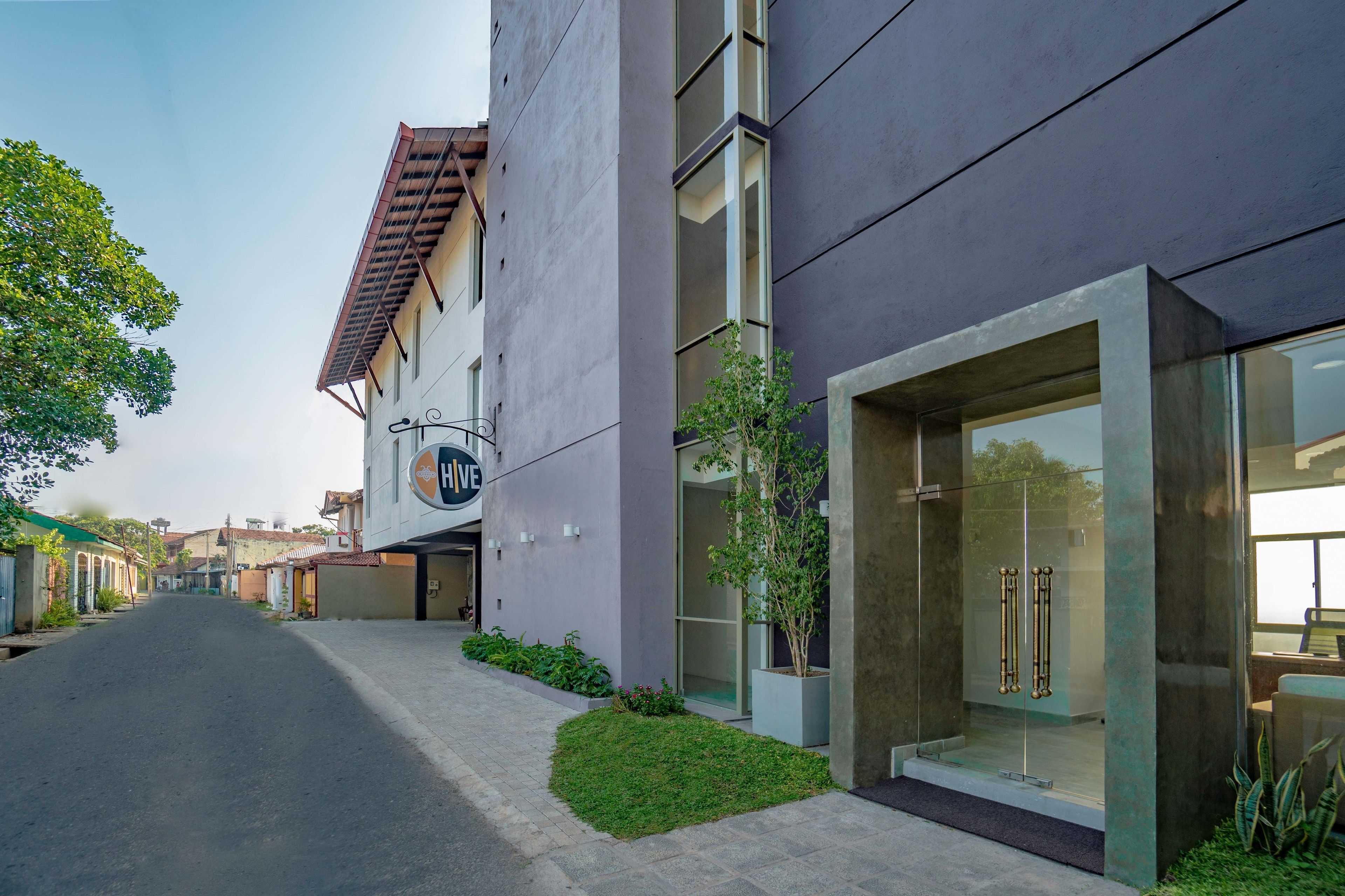 Photo - Hive 68 Hotel and Resorts - Negombo