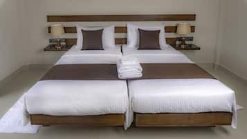 Deluxe-Zimmer, 1 Doppelbett | 12 Schlafzimmer, Select-Comfort-Betten, individuell dekoriert