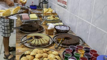 Free daily buffet breakfast