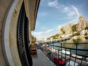 Property grounds - Croatian Beach House in OMIS! (Omiš)