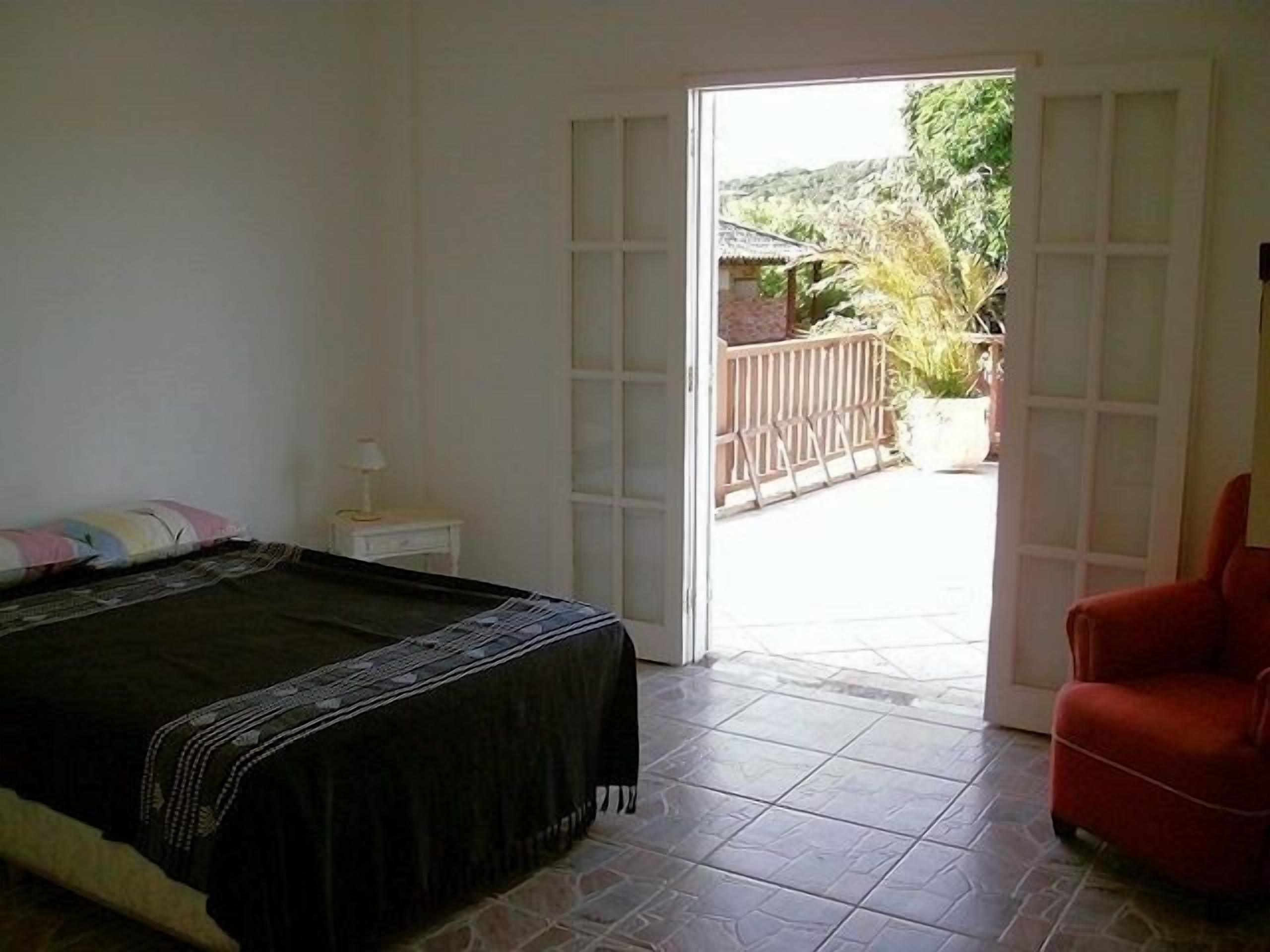 WIDE DUPLEX HOUSE WITH SWIMMING POOL, BARBECUE AND GAMING ROOM IN GERIBA HILL