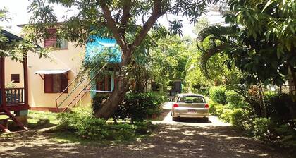 Shades Cottage Room #3