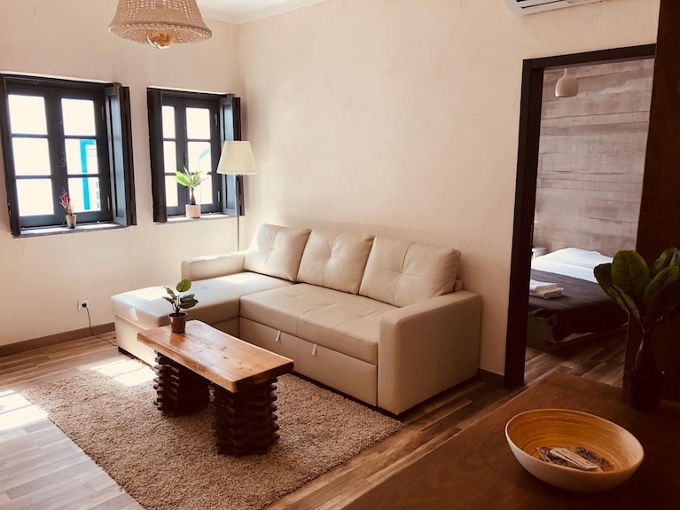 Casa Mia - Appartement 2 Chambres Dans Rue Calme - Monchique