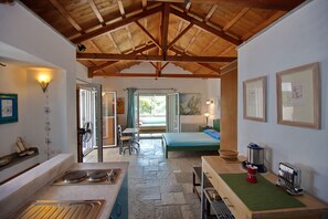 6 Schlafzimmer, Zimmersafe, Bügeleisen/Bügelbrett, WLAN