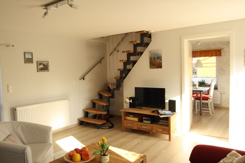 Omakotitalo "Kleines Häuschen" lomamökki vanhassa maassa, Hollern-Twielenfleth