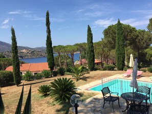 Piscina a l'aire lliure 