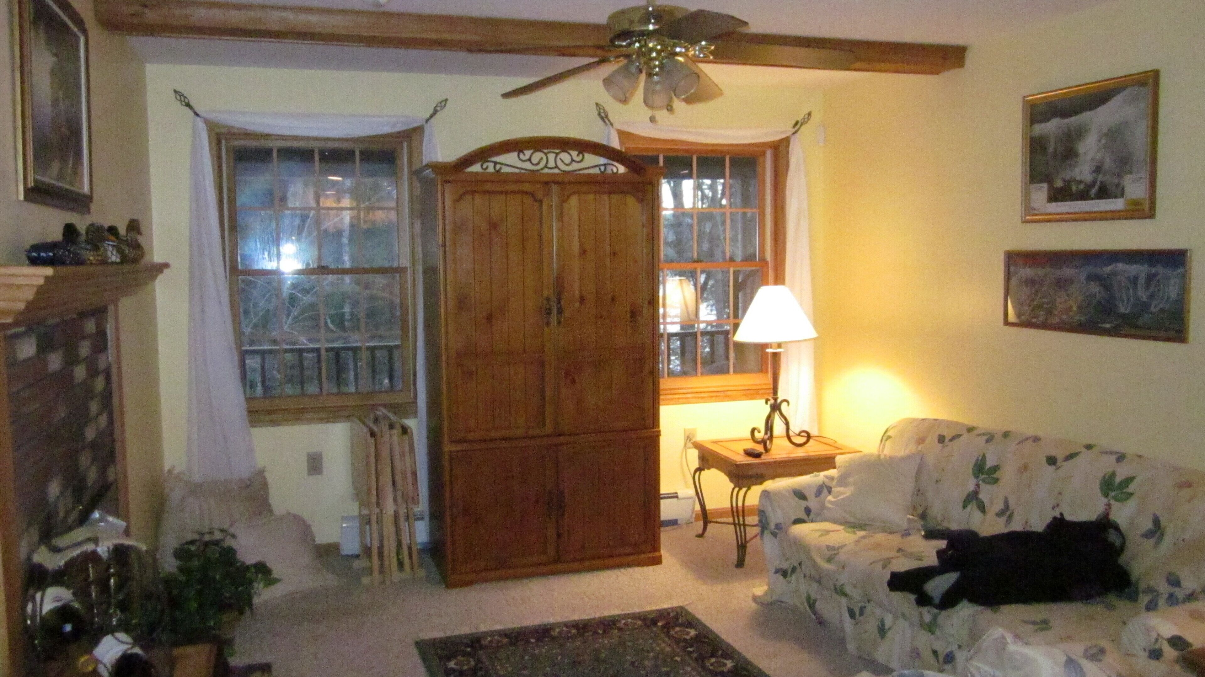 Luxury Lakefront Living in Lake Sebago Area