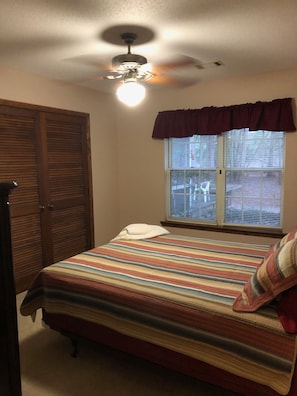 3 Schlafzimmer, Bügeleisen/Bügelbrett, WLAN, Bettwäsche
