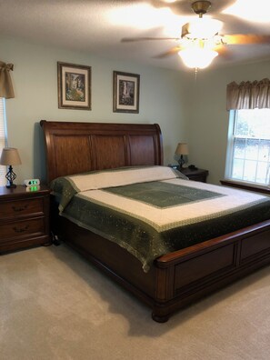 3 dormitorios, tabla de planchar con plancha, wifi y ropa de cama