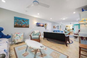 Smart TV, DVD player, books, stereo