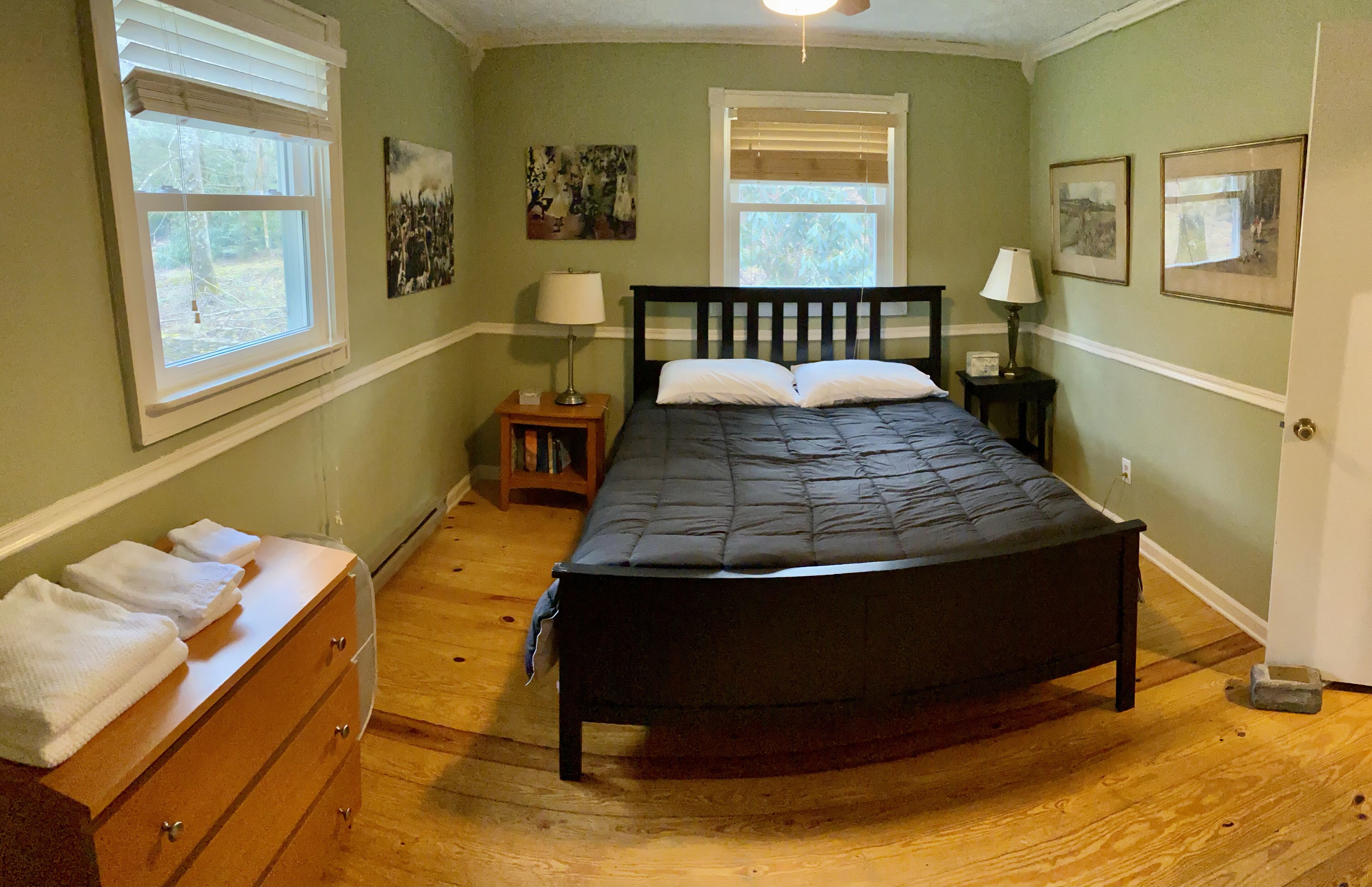 Pet-Friendly Haven: Serene Escape, 5 Miles Away from Downtown Blowing Rock!